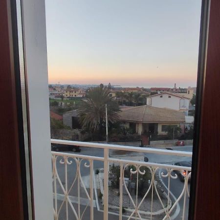 Bed and Breakfast Casa Di Mitri Карини Экстерьер фото
